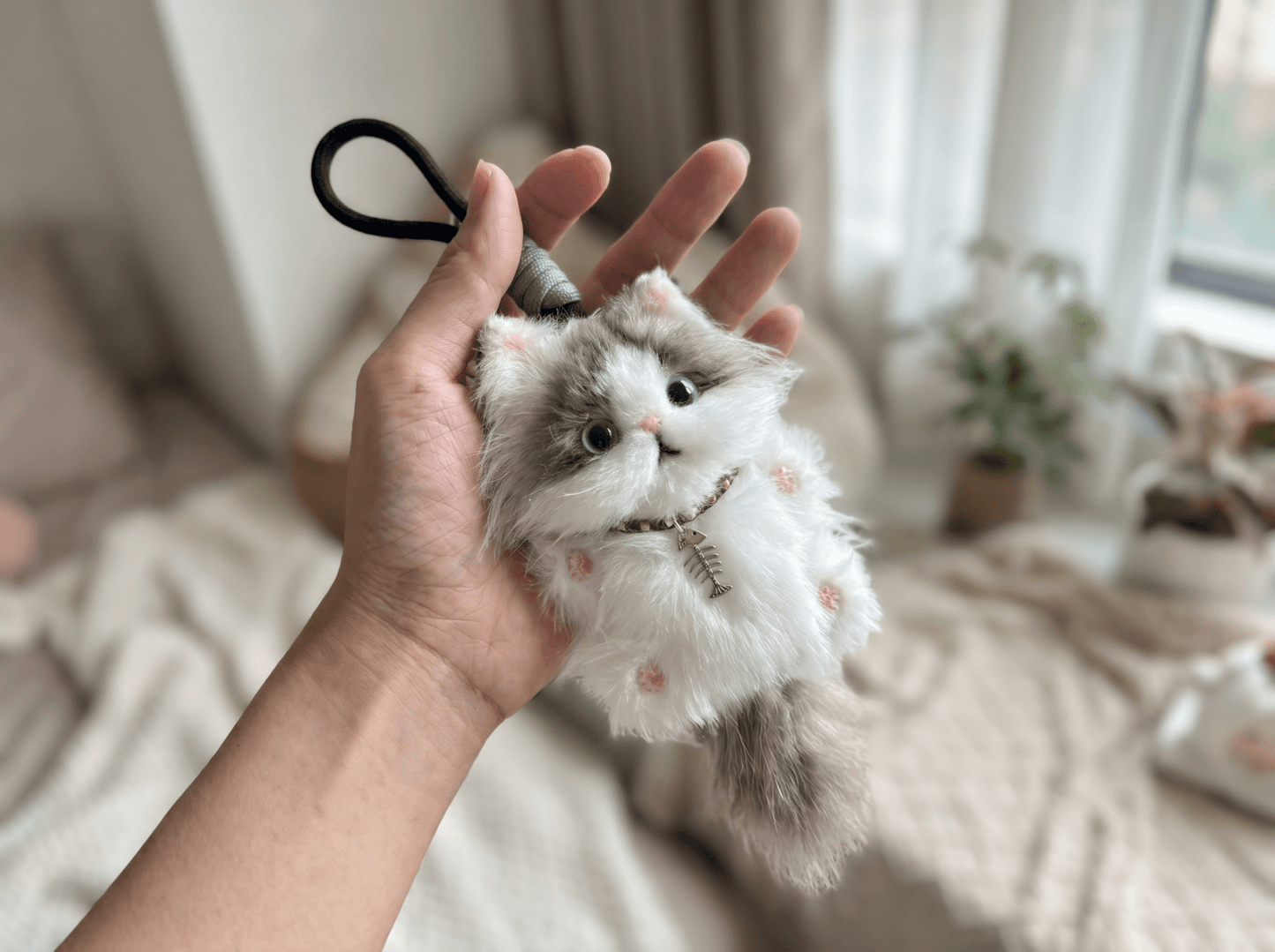 Artisan Ragdoll Cat Bag Charm | Custom Handmade Fluffy Kitty | Plush Keychain | Memorial Pet Gift for Cat Lovers - Petopia