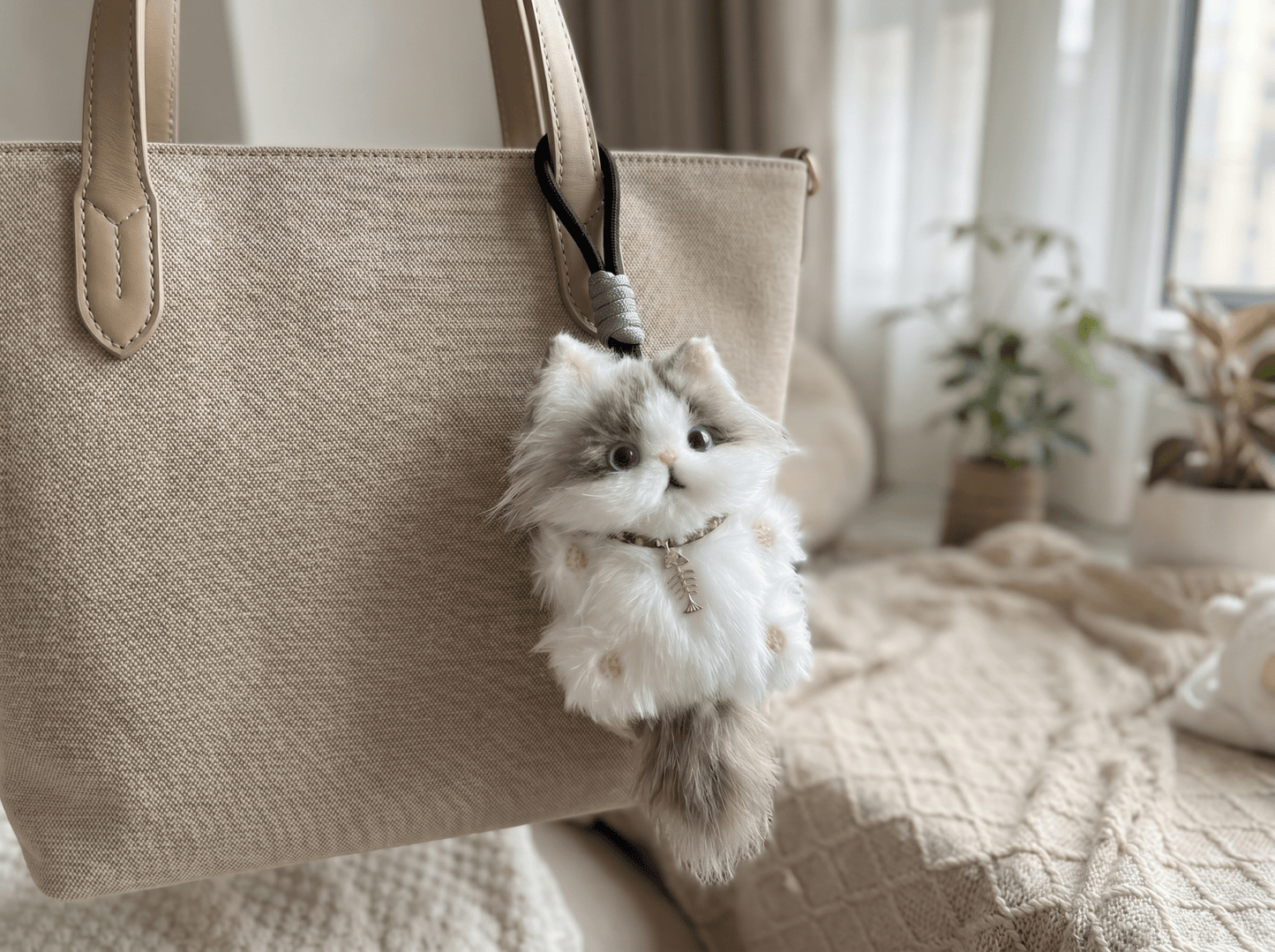 Artisan Ragdoll Cat Bag Charm | Custom Handmade Fluffy Kitty | Plush Keychain | Memorial Pet Gift for Cat Lovers - Petopia